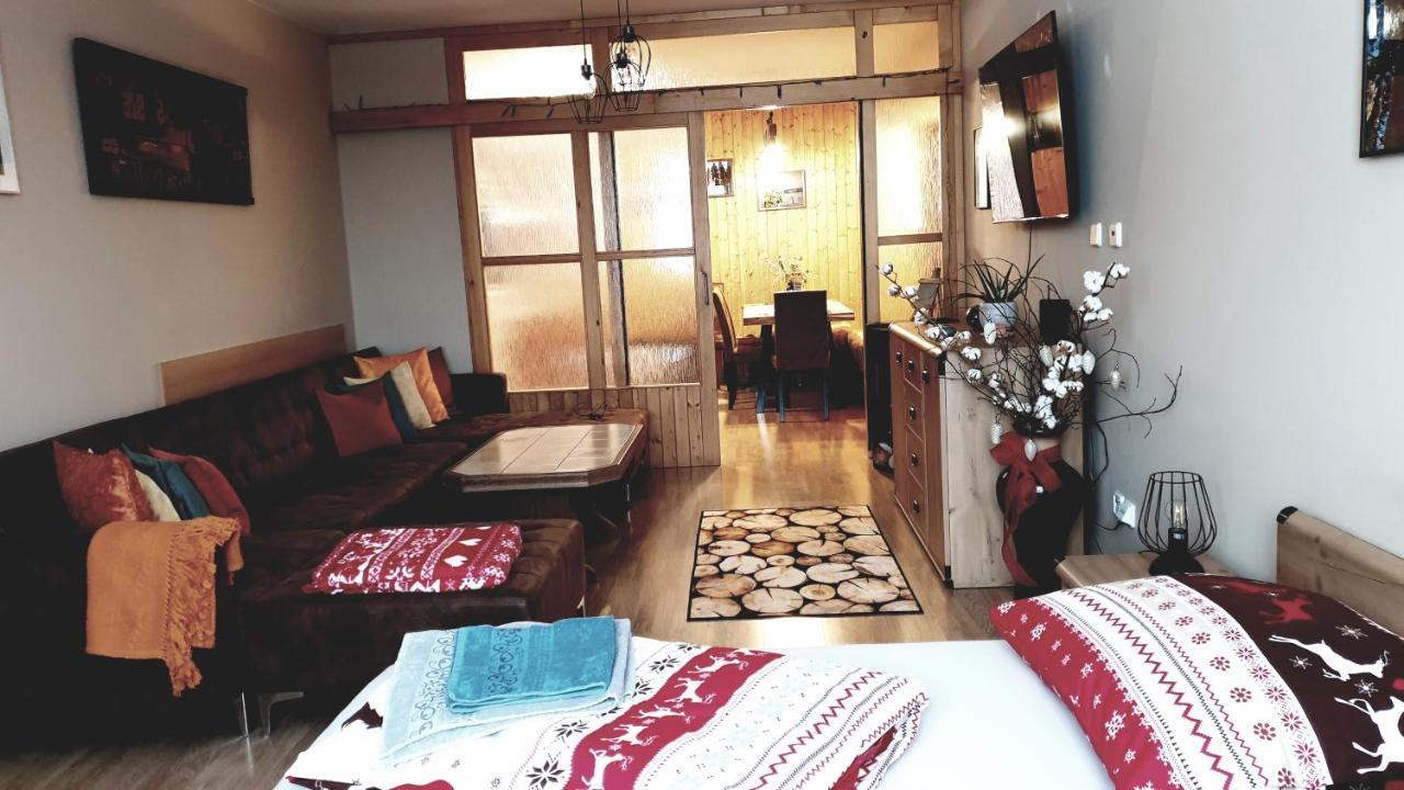 Apartma Raj V Ramzove Ostružná 외부 사진